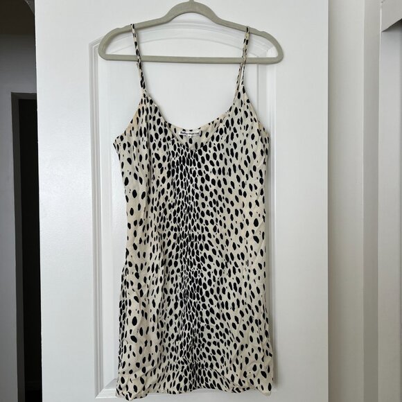 Reformation Ventura Dress - Picture 2 of 8